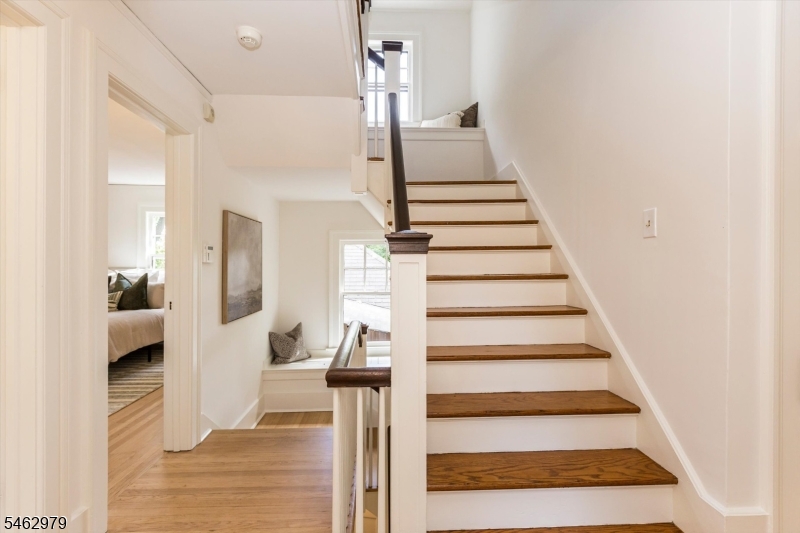 121 Christopher Street Montclair, NJ 07042 - Photo 24 of 47 Gallery Image 24