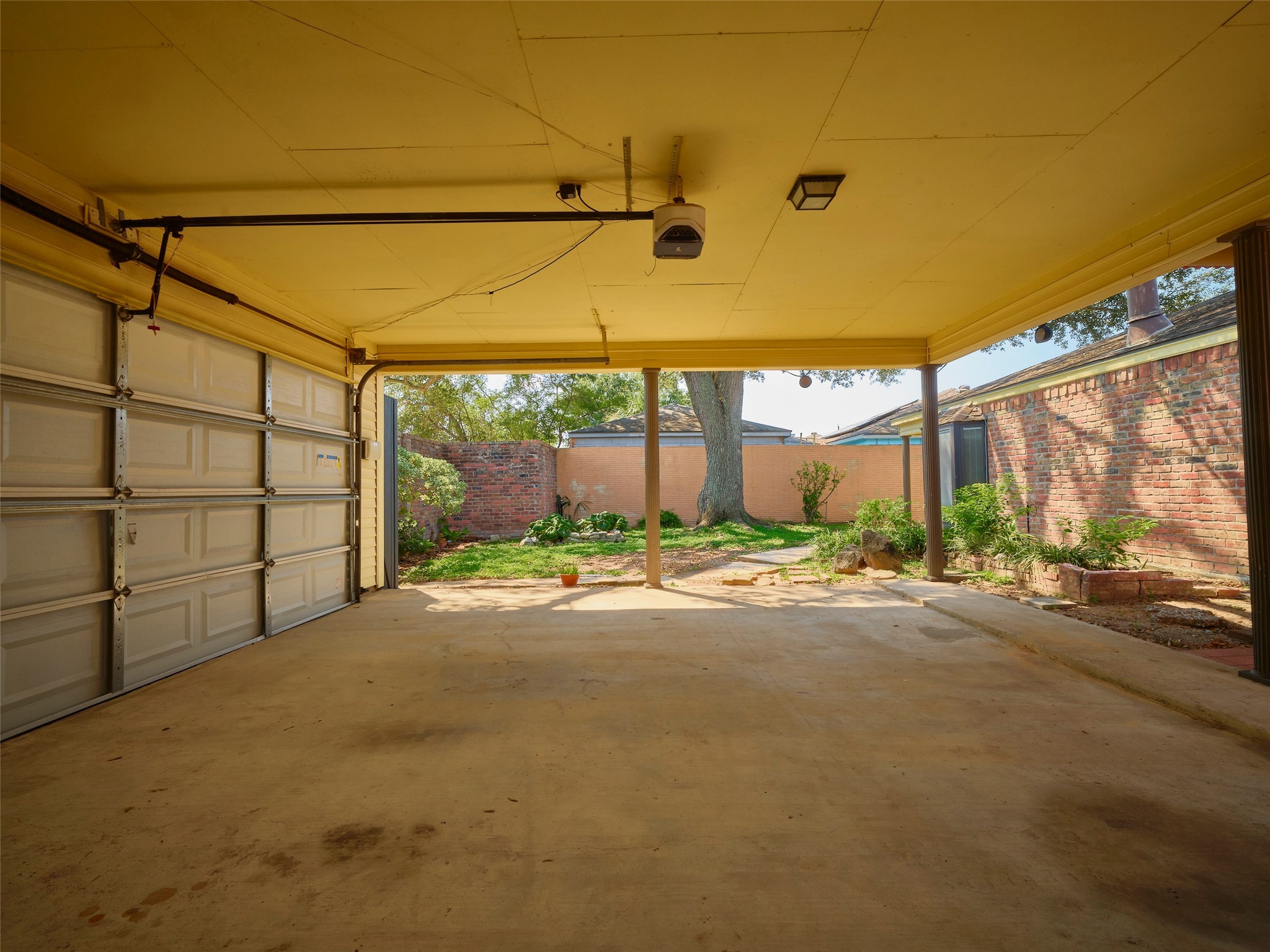 8315 Terrace Wind Lane Houston, TX 77040 - Photo 38 of 50 a area with a outdoor space