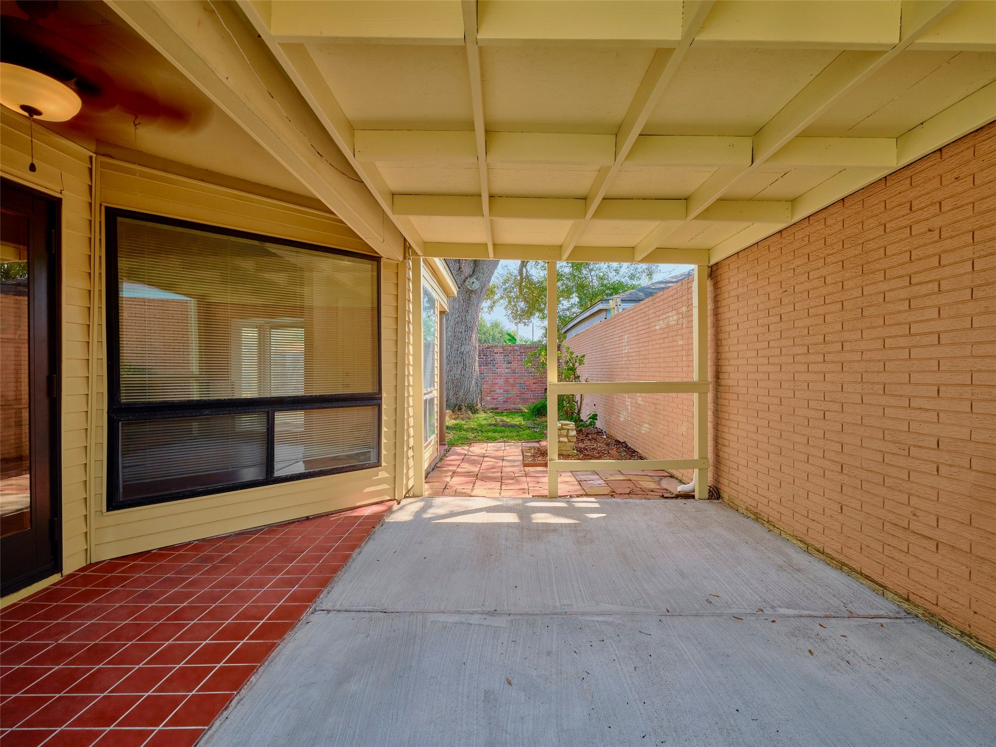 8315 Terrace Wind Lane Houston, TX 77040 - Photo 45 of 50 a view of empty room with a fireplace