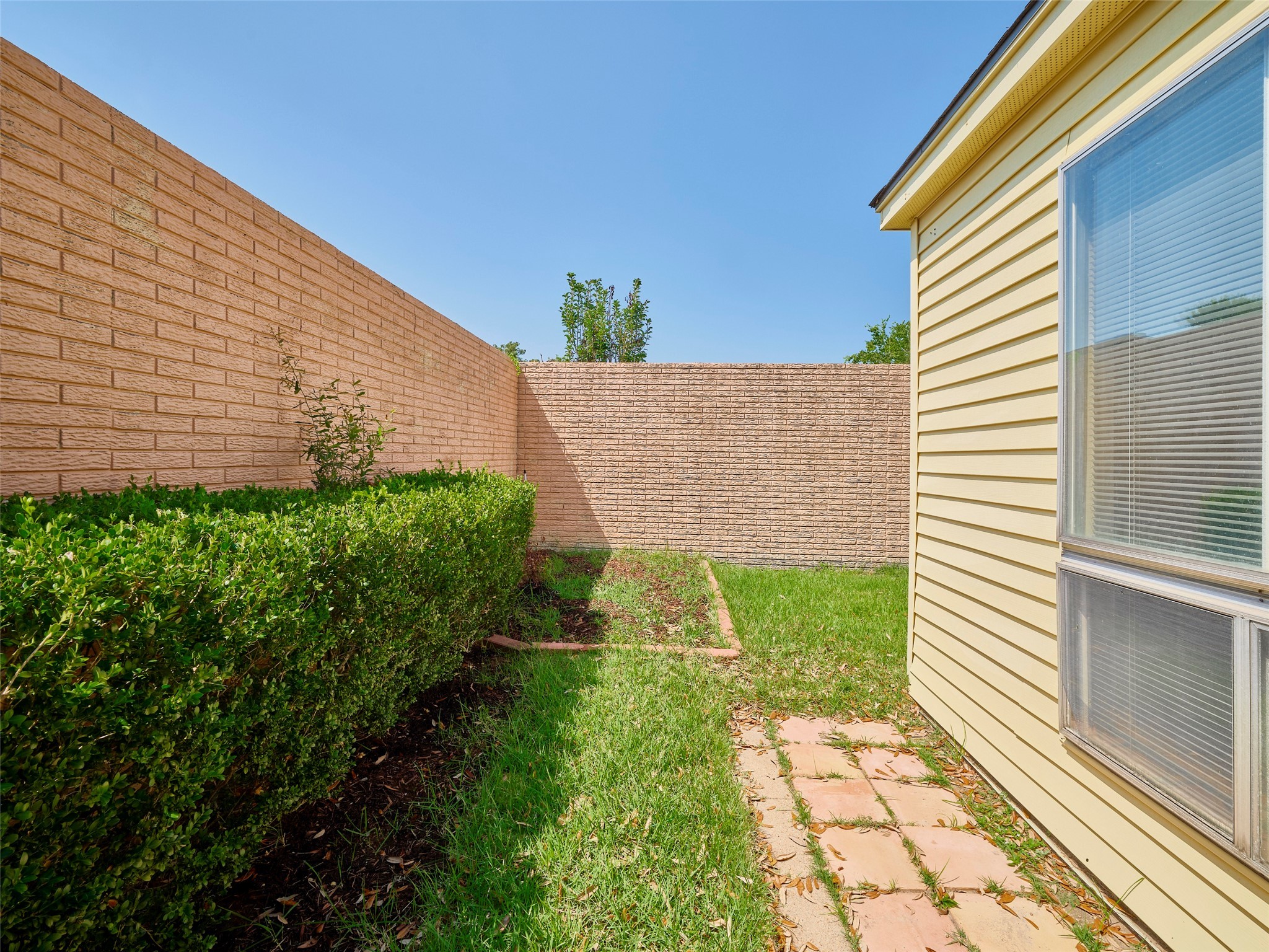 8315 Terrace Wind Lane Houston, TX 77040 - Photo 46 of 50 a view of a backyard