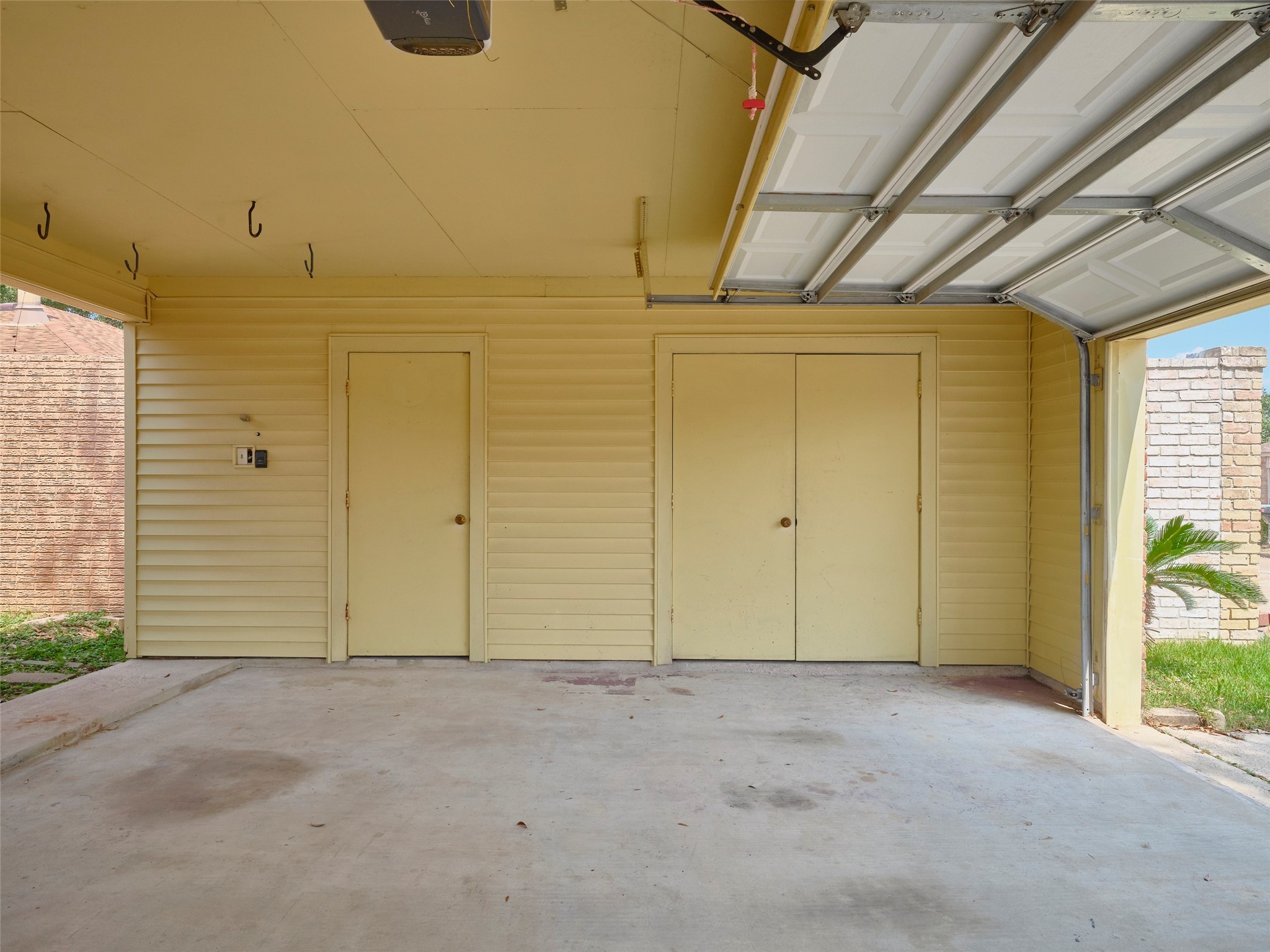 8315 Terrace Wind Lane Houston, TX 77040 - Photo 49 of 50 a view of empty room