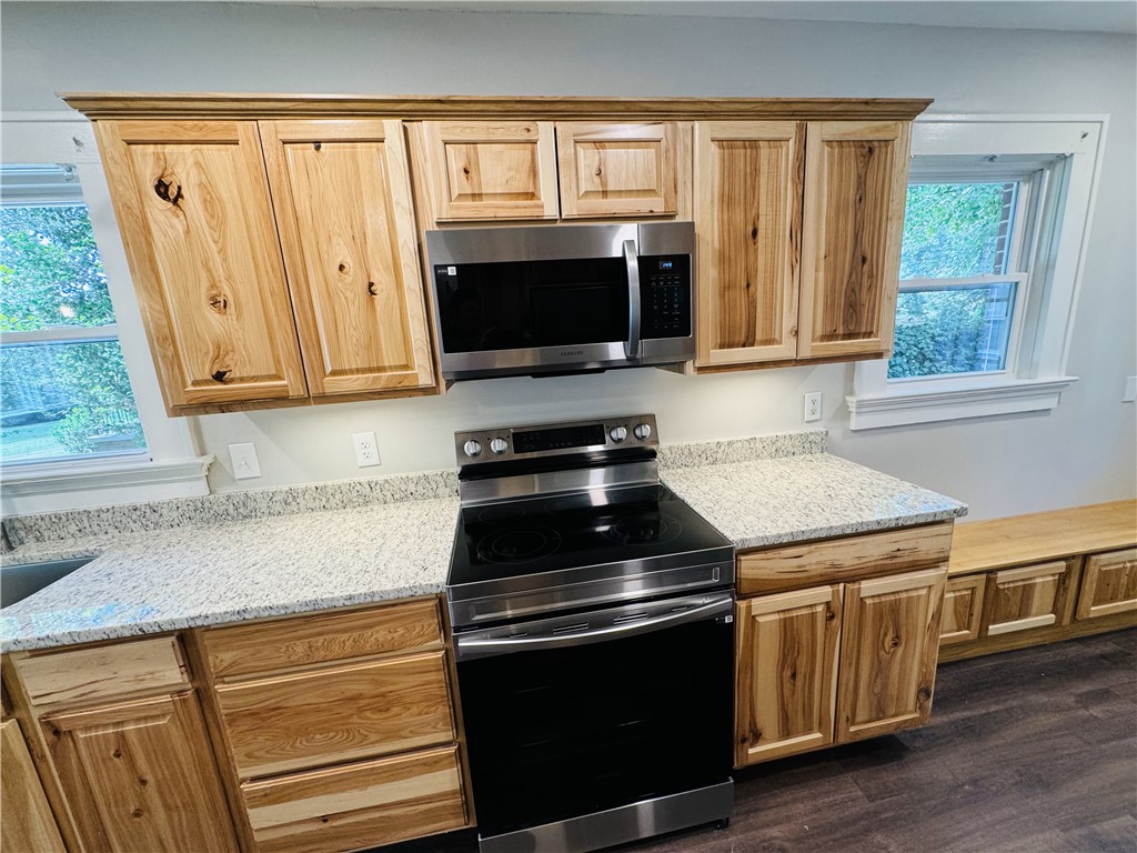 212 Whitehall Road Anderson, SC 29625 - Photo 9 of 11