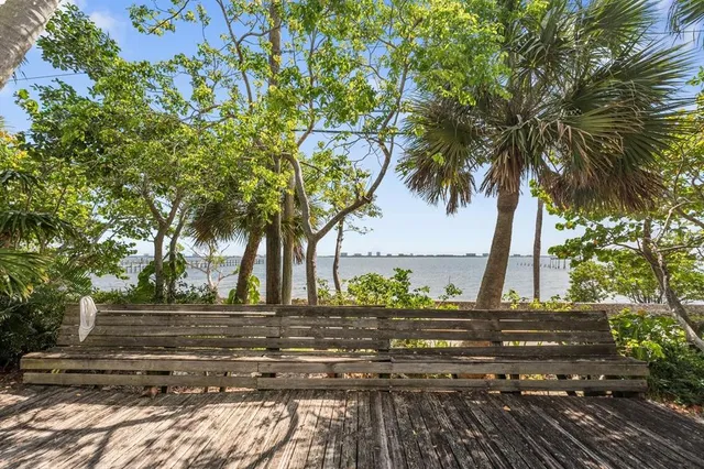 a view of a house with a outdoor space