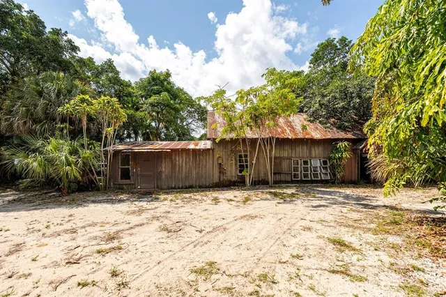 a view of outdoor space yard and deck