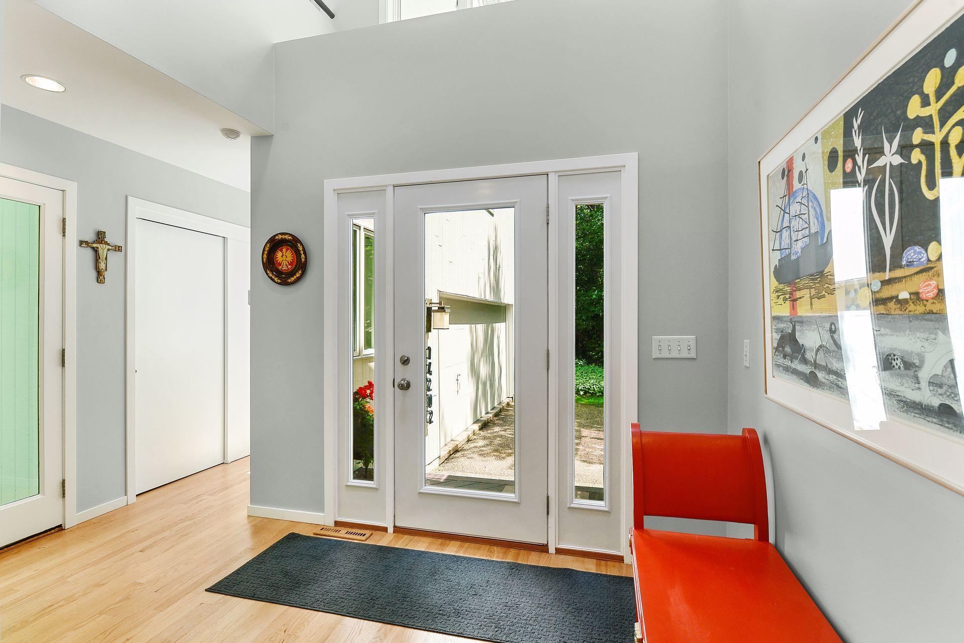 14202 Spring Lake Road Minnetonka, MN 55345 - Photo 9 of 55 Gallery Image 9