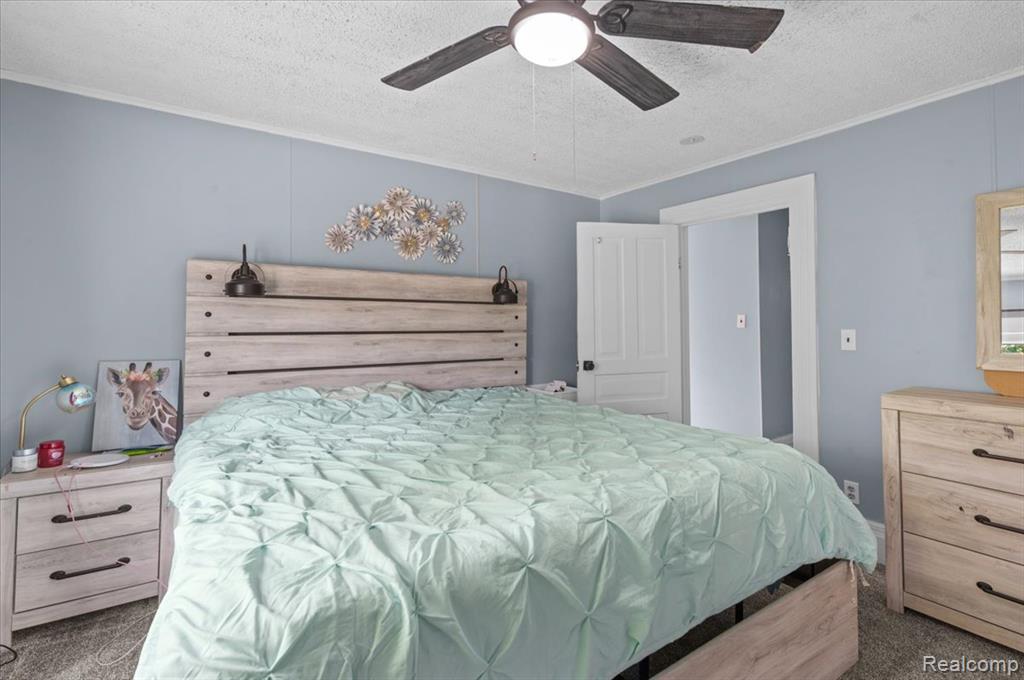 236 Lynn Street Flushing, MI 48433 - Photo 13 of 22