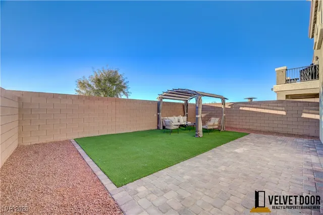 $2,695 | 9829 Grey Sands Street, Las Vegas, NV 89141