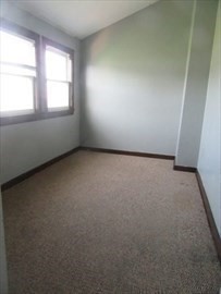 71 B Bay Street, Unit B Hull, MA 02045 - Photo 12 of 19 an empty room with a window