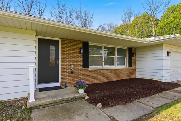 $419,000 | 5501 Jan Drive, Fitchburg, WI 53711