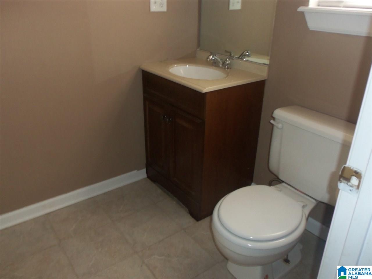 1300 Valley Trail Warrior, AL 35180 - Photo 14 of 39