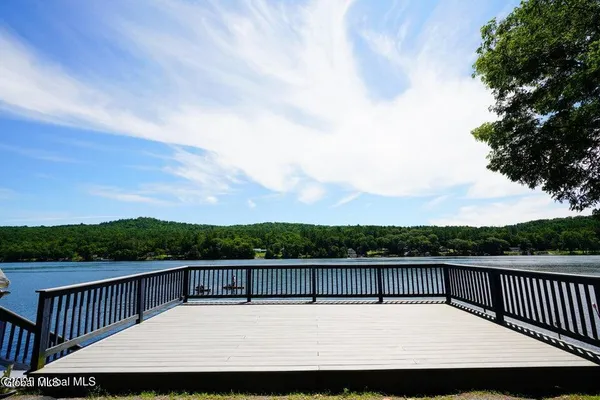 $350,000 | 2255 Oak Way, Argyle, NY 12809