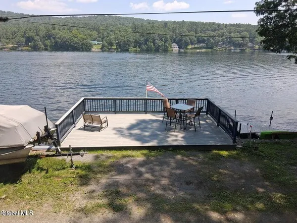 $350,000 | 2255 Oak Way, Argyle, NY 12809