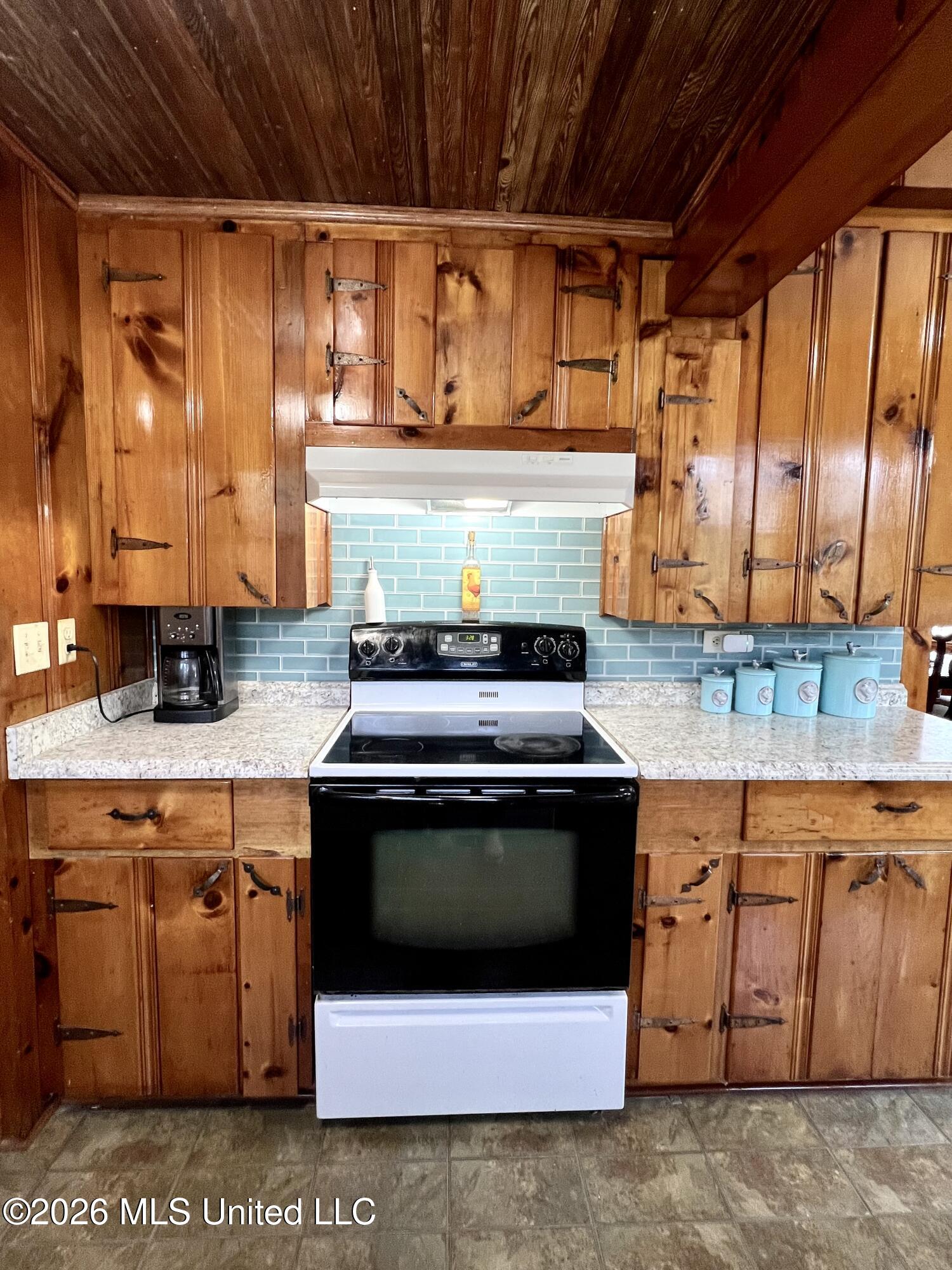 429 Old Jackson Road Liberty, MS 39645 - Photo 7 of 15 IMG_4753