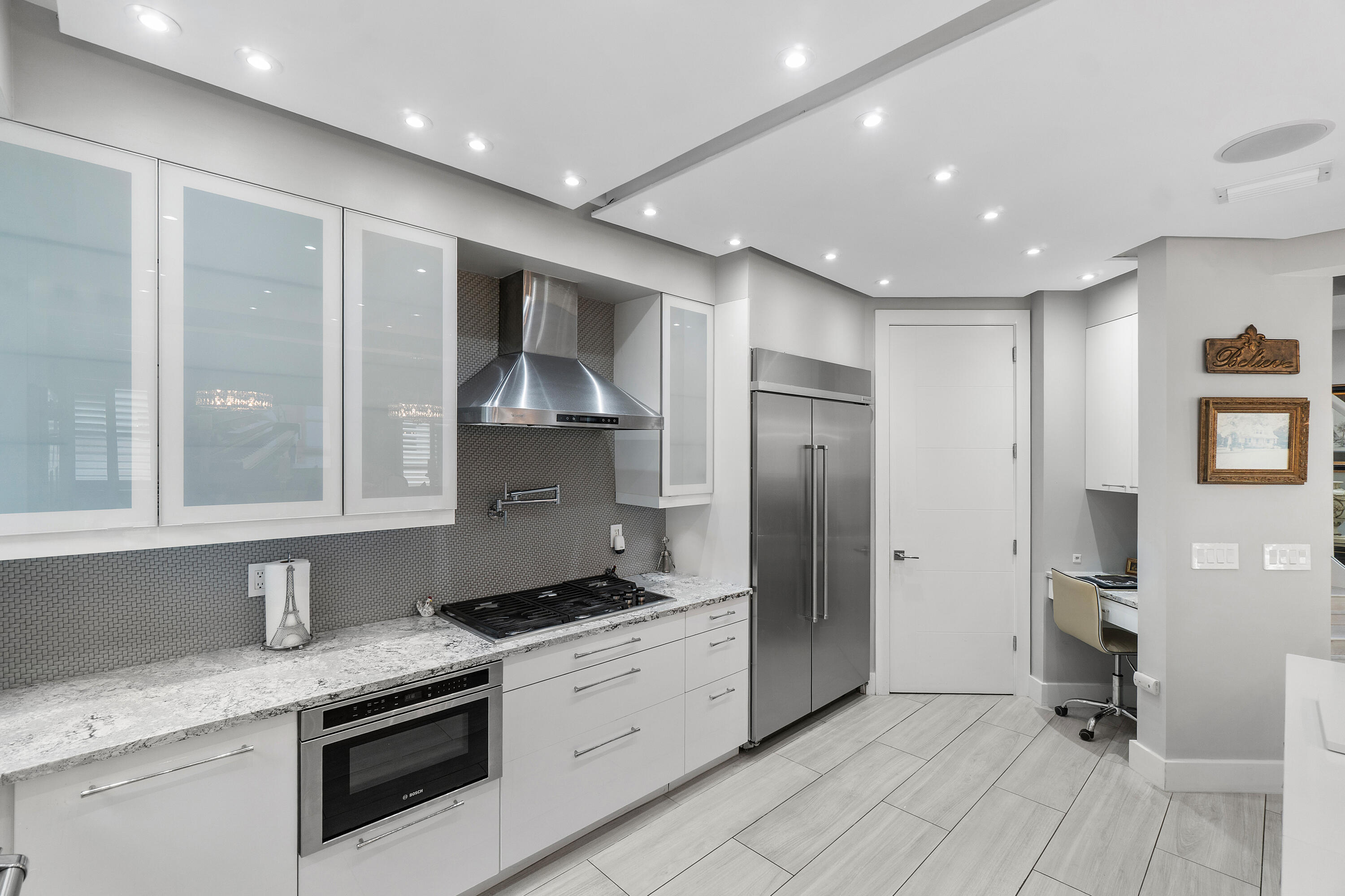 2550 Northwest 52nd Street Boca Raton, FL 33496 - Photo 13 of 64 Kitchen