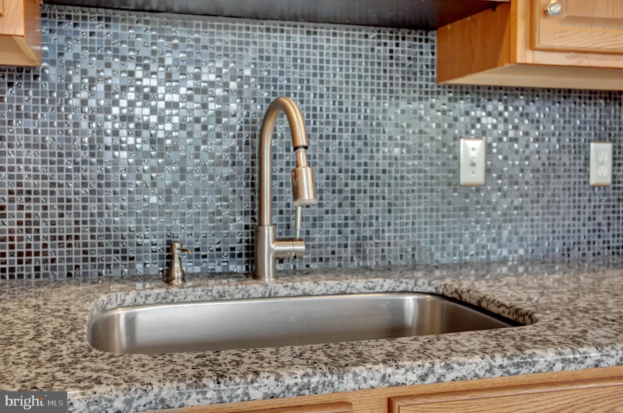 2244 Ionoff Road Harrisburg, PA 17110 - Photo 11 of 30 Gallery Image 11