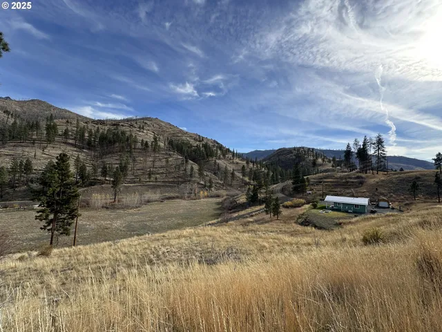 $429,000 | 24826 South S Highway, Canyon City, OR 97820