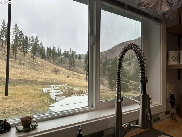 $429,000 | 24826 South S Highway, Canyon City, OR 97820