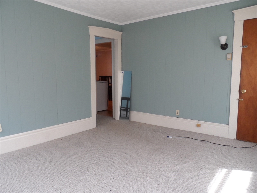 11 Chestnut Street, Unit 2R Wakefield, MA 01880 - Photo 10 of 10