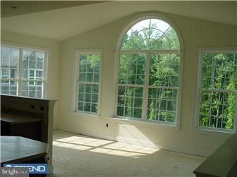 927 Nottingham Road Pottstown, PA 19465 - Photo 6 of 9