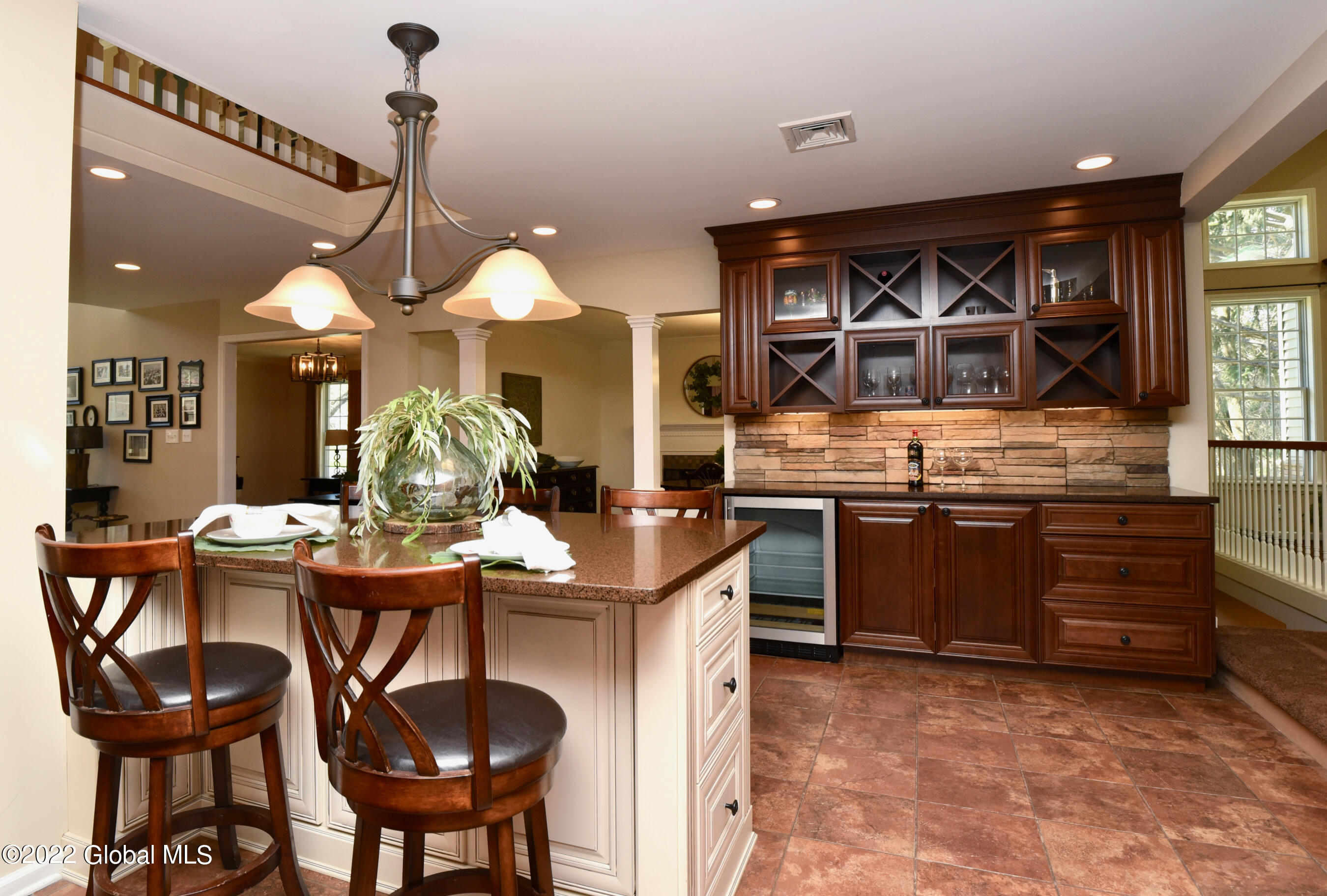 2467 Rosendale Road Niskayuna, NY 12309 - Photo 12 of 82 19