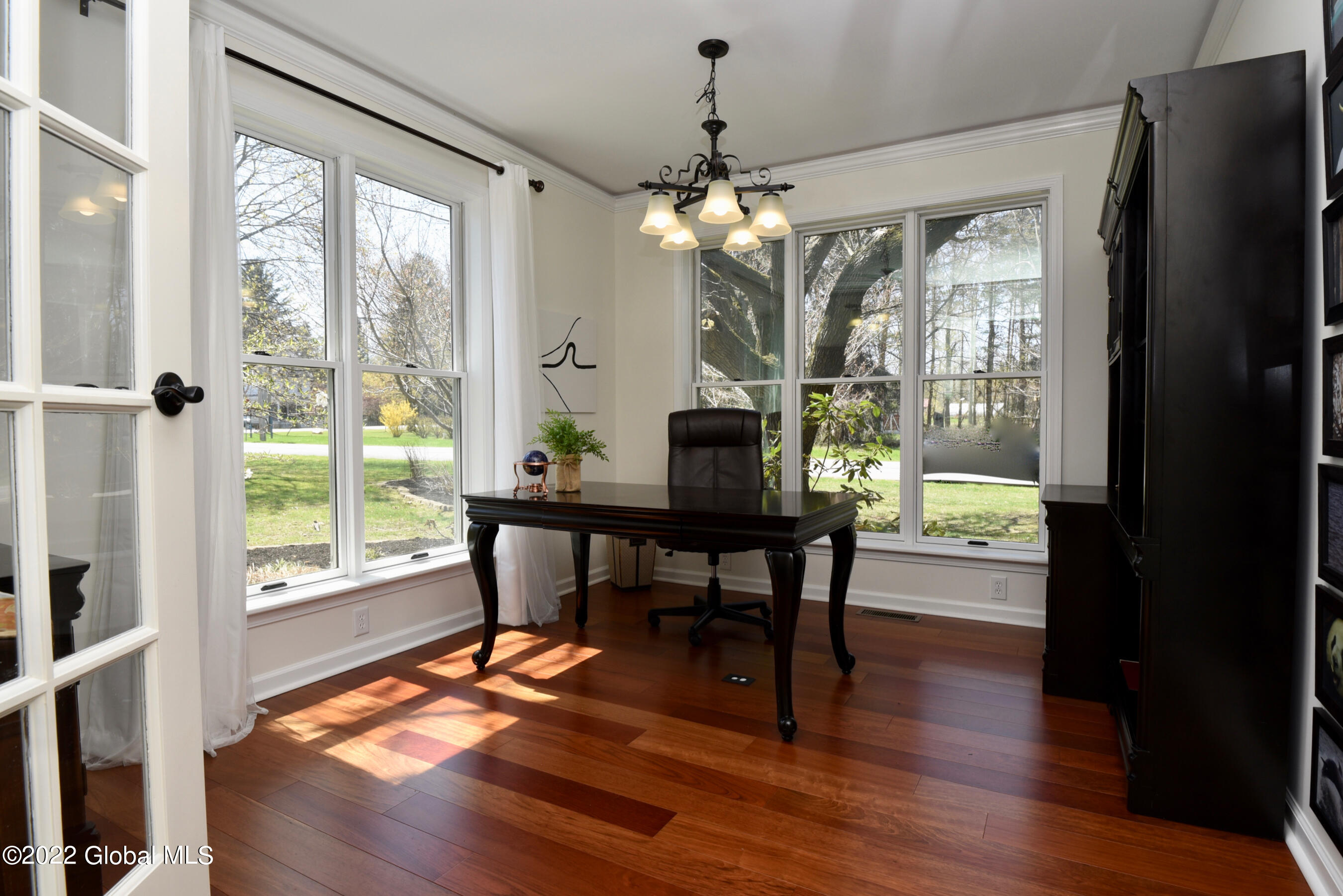 2467 Rosendale Road Niskayuna, NY 12309 - Photo 22 of 82 38