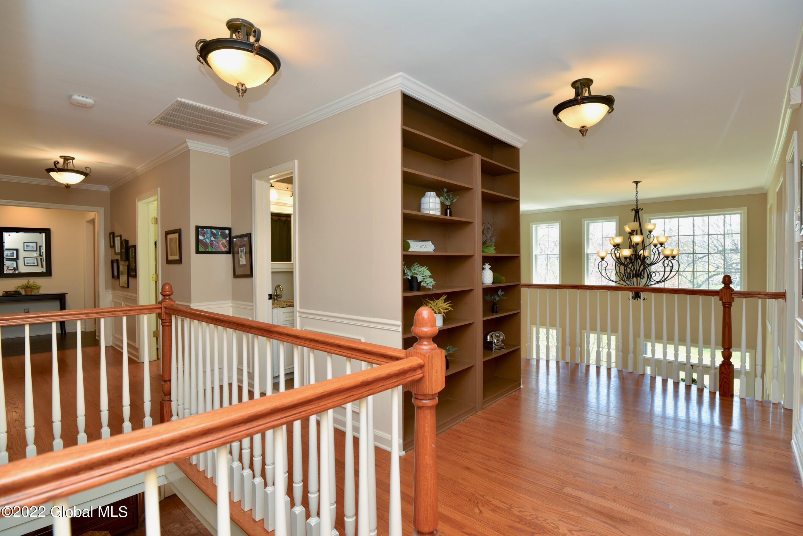 2467 Rosendale Road Niskayuna, NY 12309 - Photo 27 of 82 43