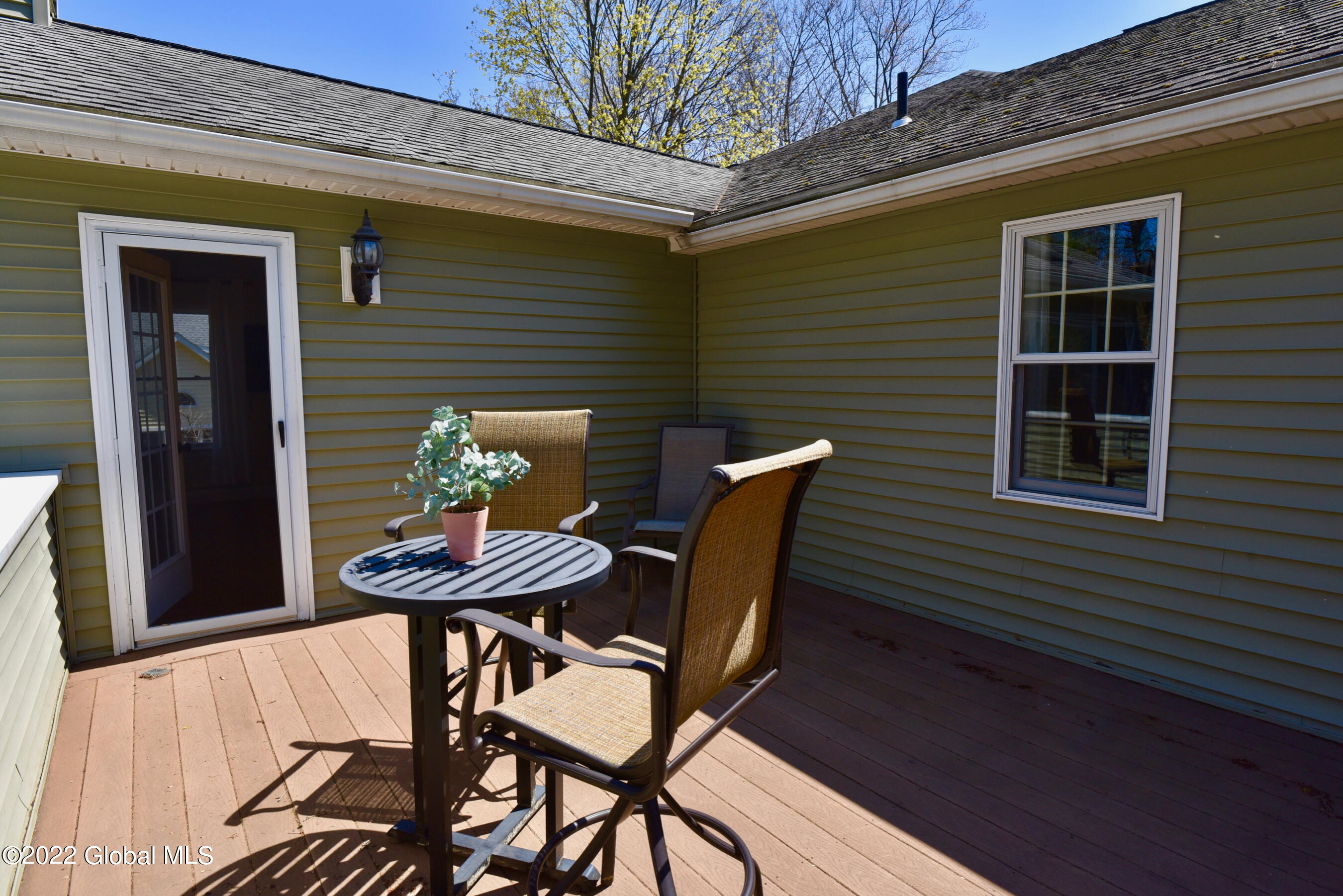 2467 Rosendale Road Niskayuna, NY 12309 - Photo 36 of 82 55