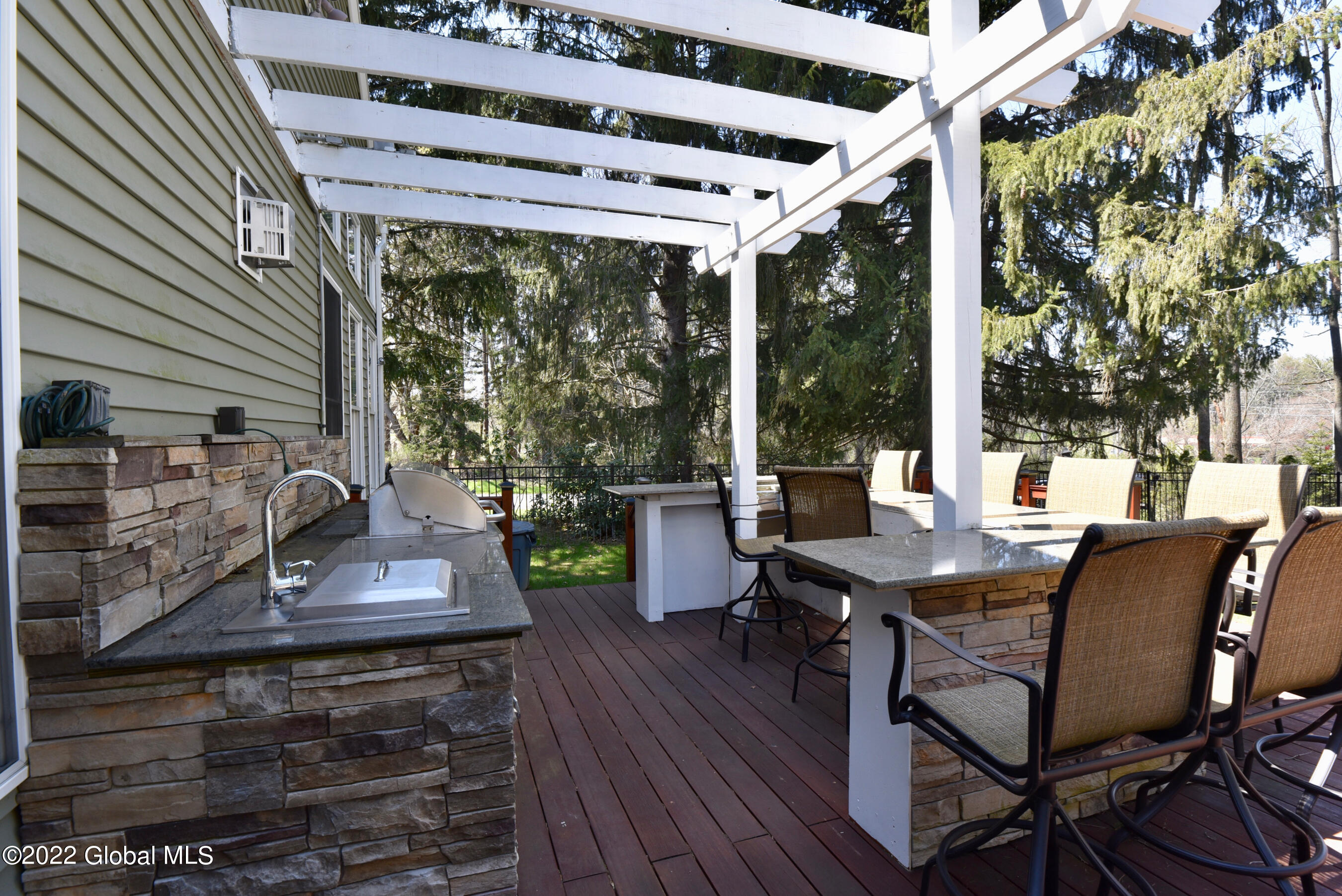 2467 Rosendale Road Niskayuna, NY 12309 - Photo 69 of 82 88