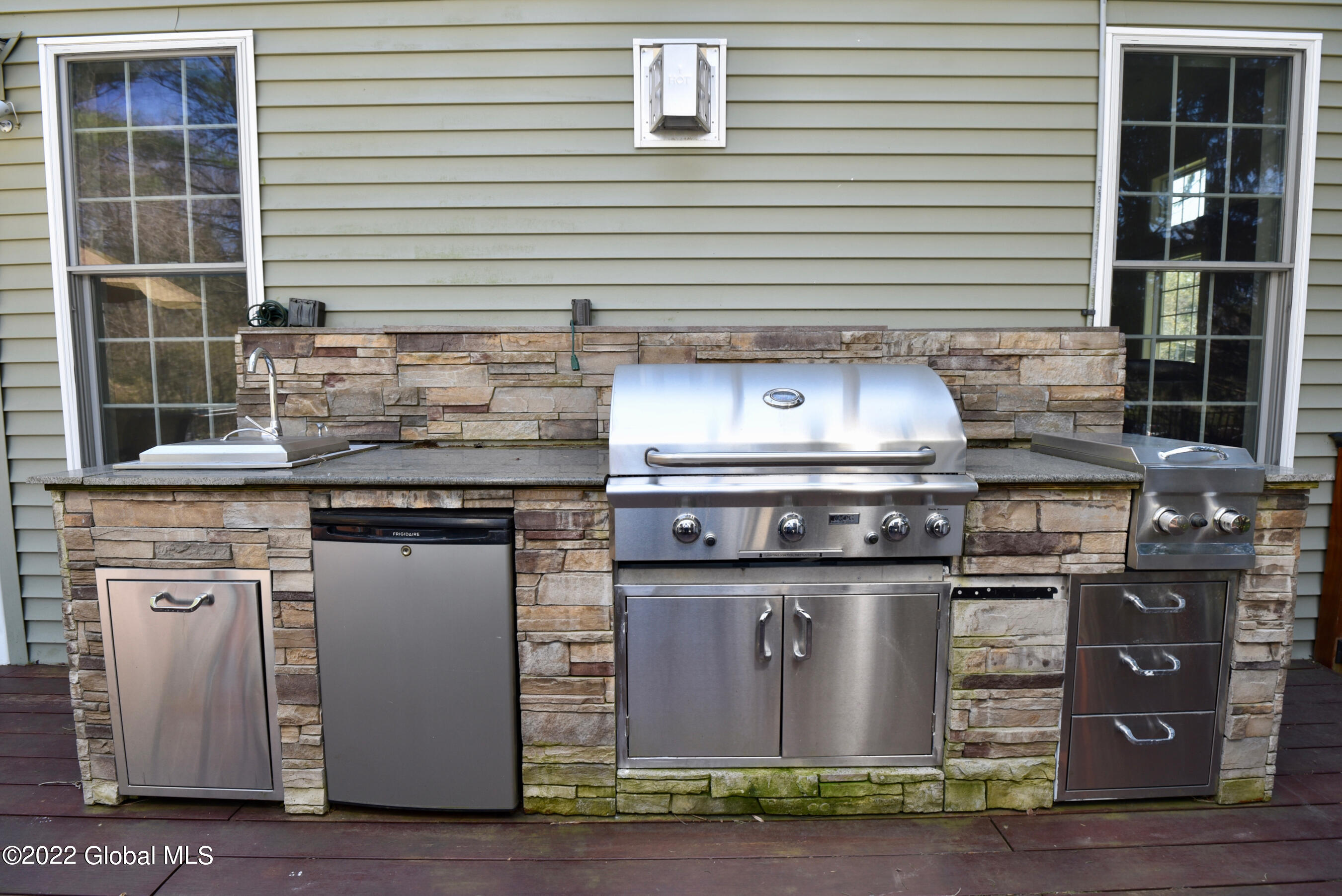 2467 Rosendale Road Niskayuna, NY 12309 - Photo 72 of 82 91