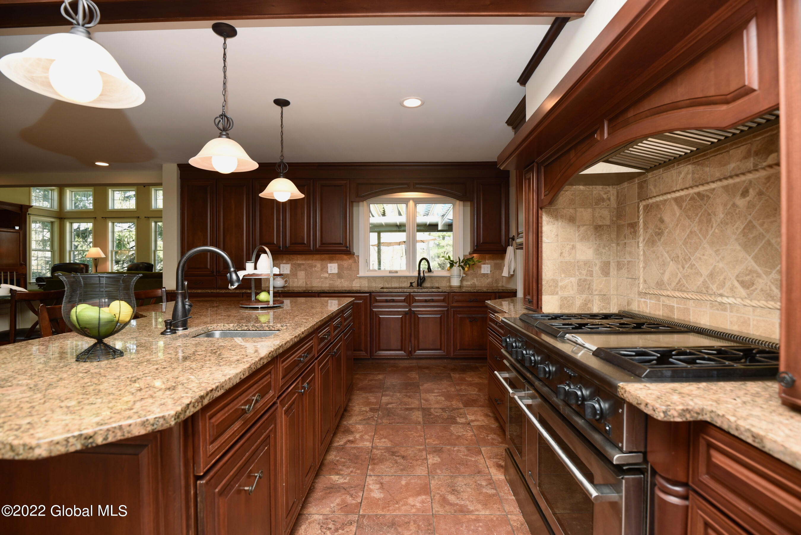 2467 Rosendale Road Niskayuna, NY 12309 - Photo 8 of 82 16
