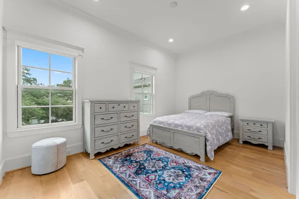 $4,800 | 426 Marshall Street, Houston, TX 77006