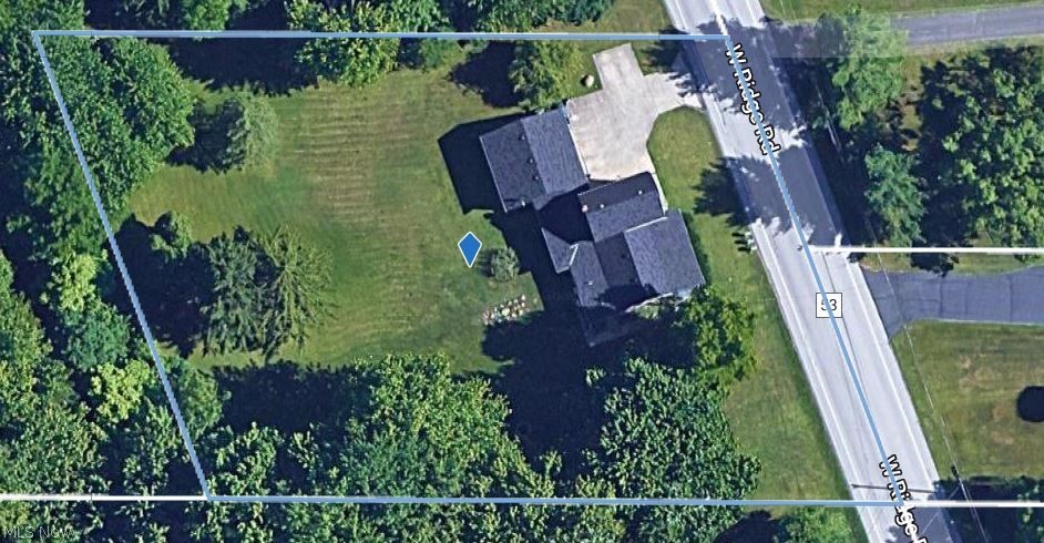 10088 West Ridge Road Elyria, OH 44035 - Photo 6 of 28 Lot lines are approximate and deemed as accurate