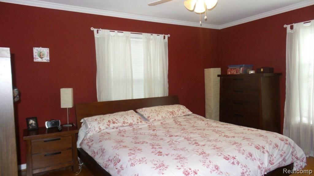 1540 Torrey Road Grosse Pointe, MI 48236 - Photo 14 of 24 20150626_013613_resized_1.jpg