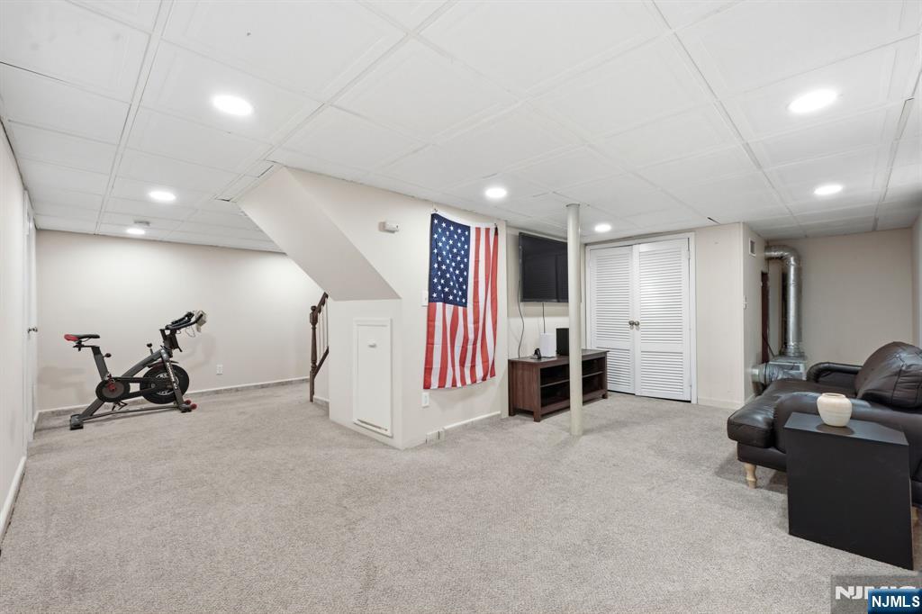62 Fells Road Verona, NJ 07044 - Photo 36 of 48