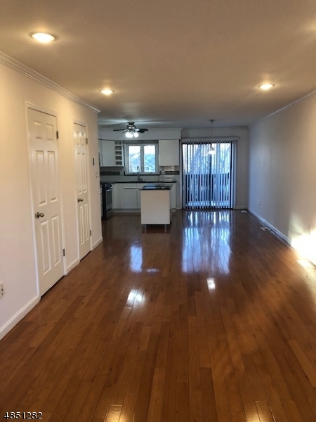 24 River Road, Unit 39 Clifton, NJ 07014 - Photo 4 of 10