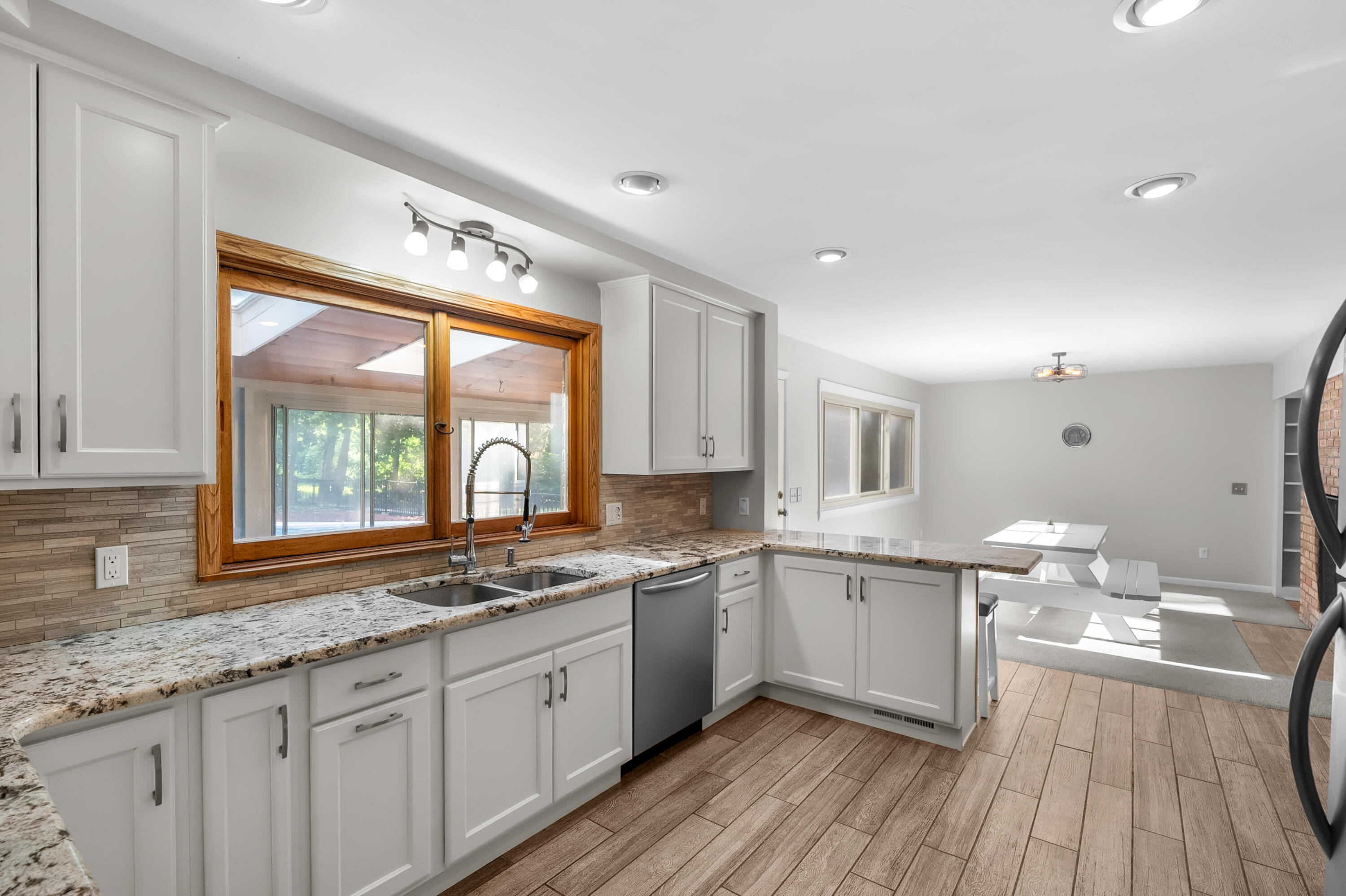 907 East Street Three Rivers, MI 49093 - Photo 12 of 31 East St 907 Three Rivers 49093-12