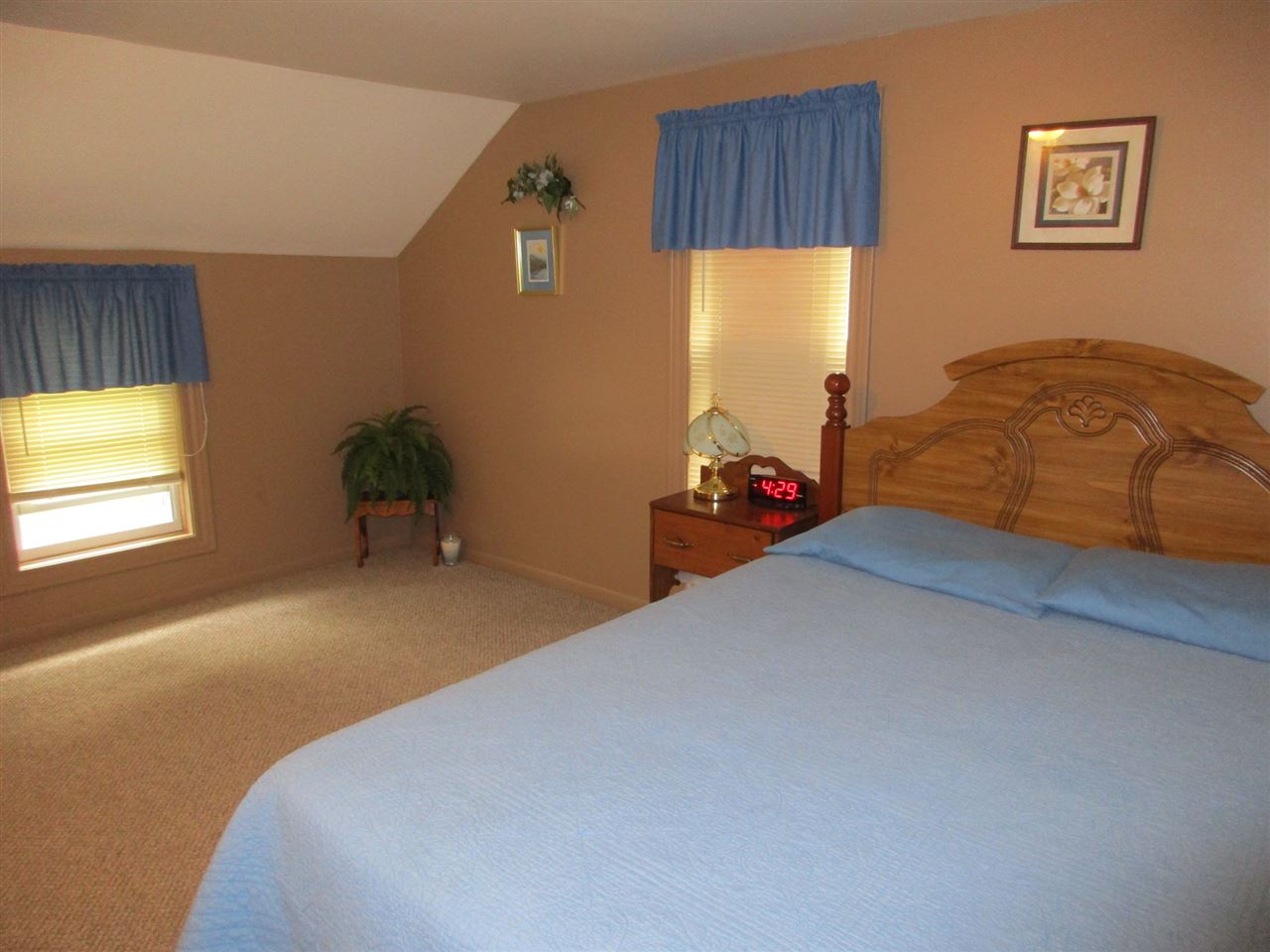 9249 Pittsburg Road Durand, MI 48429 - Photo 11 of 26 31262459-10.JPG