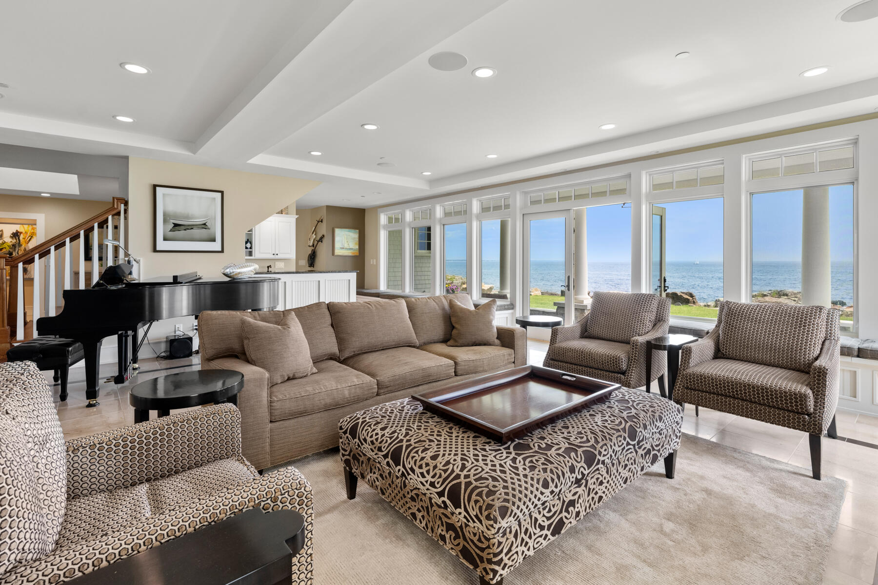 121 Bald Head Cliff Road York, ME 03902 - Photo 11 of 51 Family Room