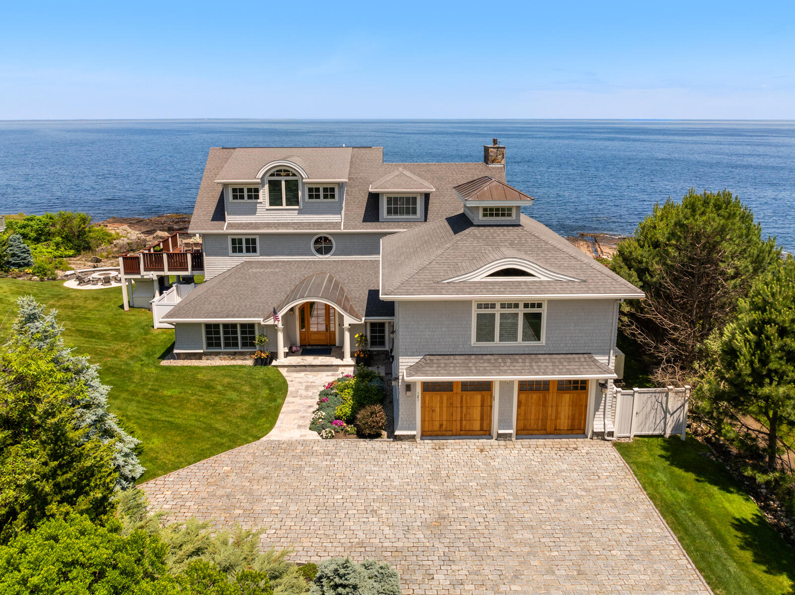 121 Bald Head Cliff Road York, ME 03902 - Photo 3 of 51 Aerial Exterior