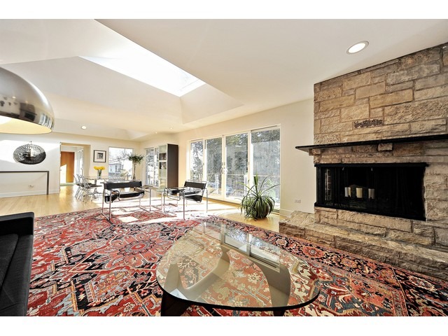 2921 Sheridan Road Evanston, IL 60201 - Photo 5 of 25 a view of a living room and a fireplace