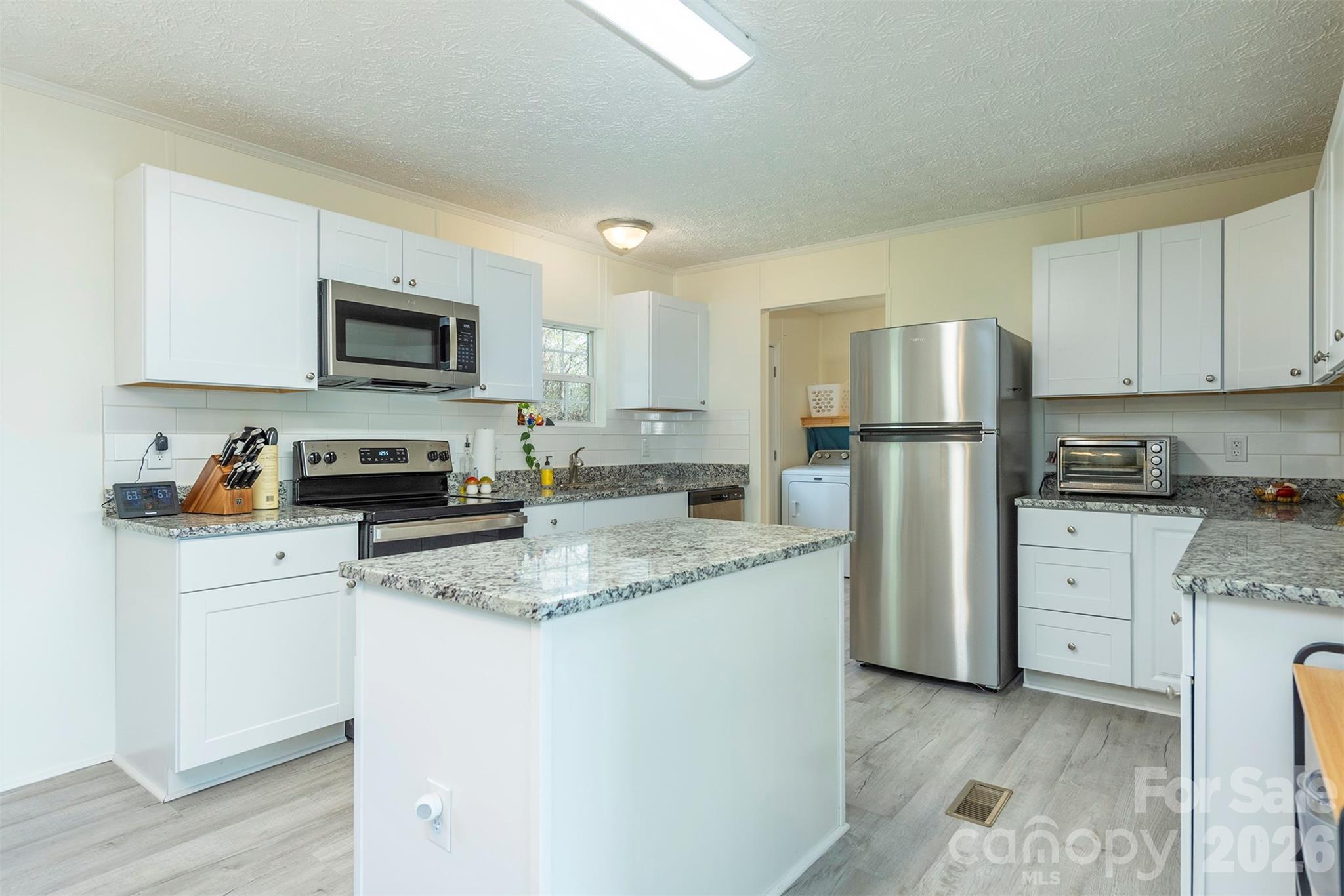 1274 Little Pine Road Marshall, NC 28753 - Photo 6 of 25