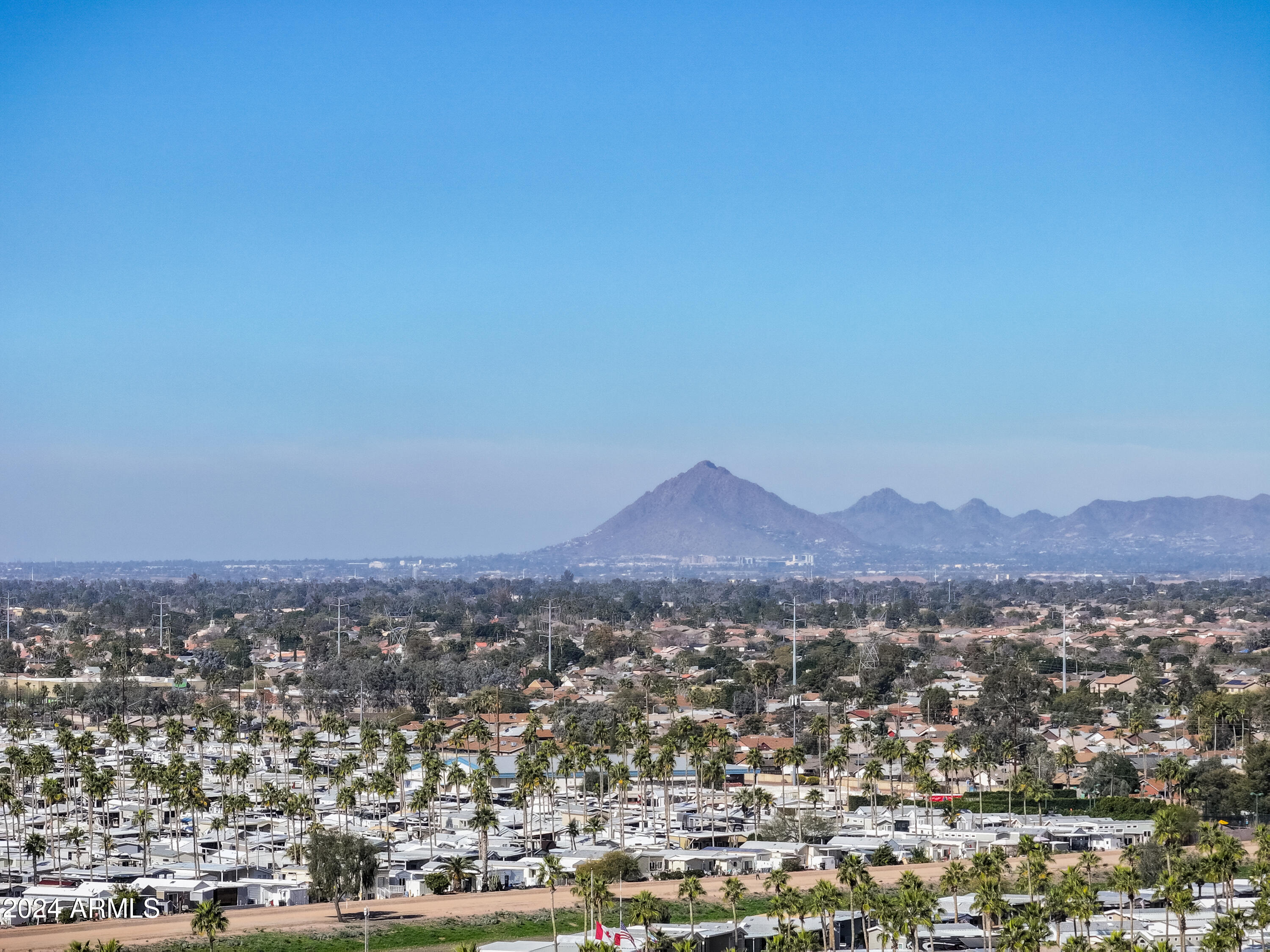 131 North Higley Road, Unit 12 Mesa, AZ 85205 - Photo 34 of 35 -