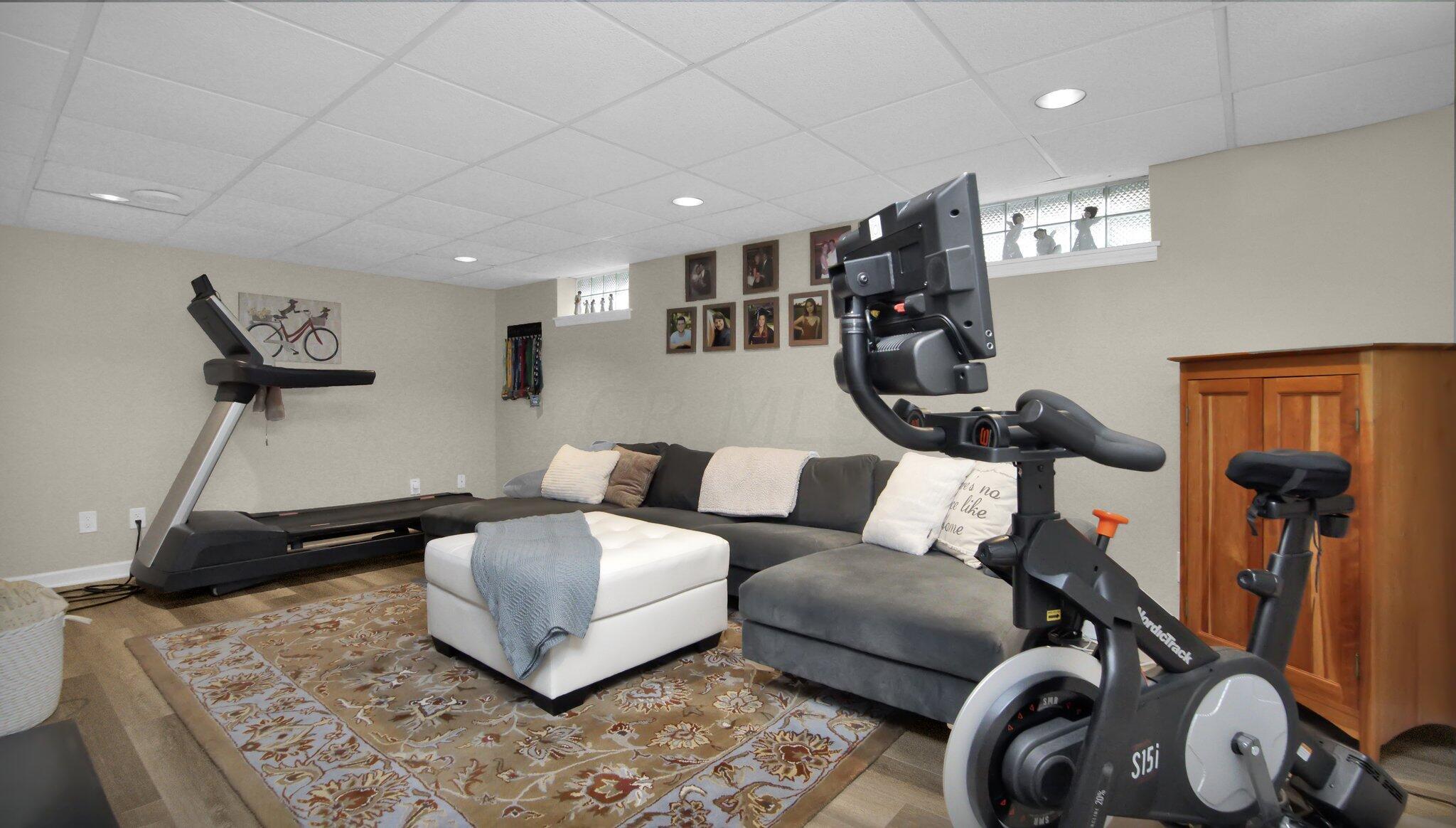 176 Sheffield Road Columbus, OH 43214 - Photo 23 of 35 Basement Family Room
