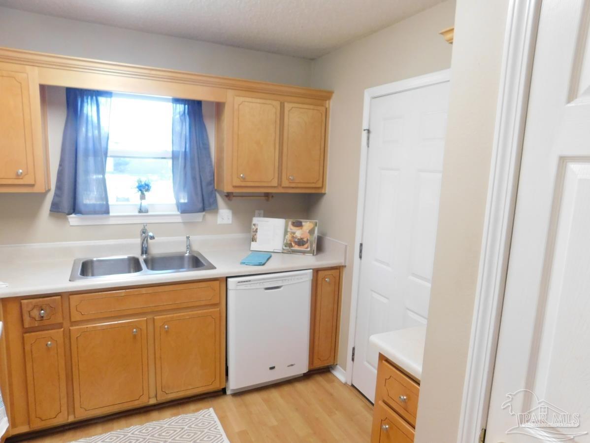 5570 Kingery Road Milton, FL 32583 - Photo 11 of 47 Gallery Image 11
