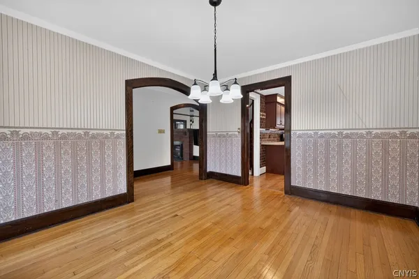 $279,900 | 1062 Bellevue Avenue, Syracuse, NY 13204