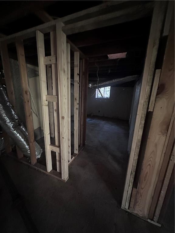 4245 Utoy Court Southwest Atlanta, GA 30331 - Photo 11 of 29