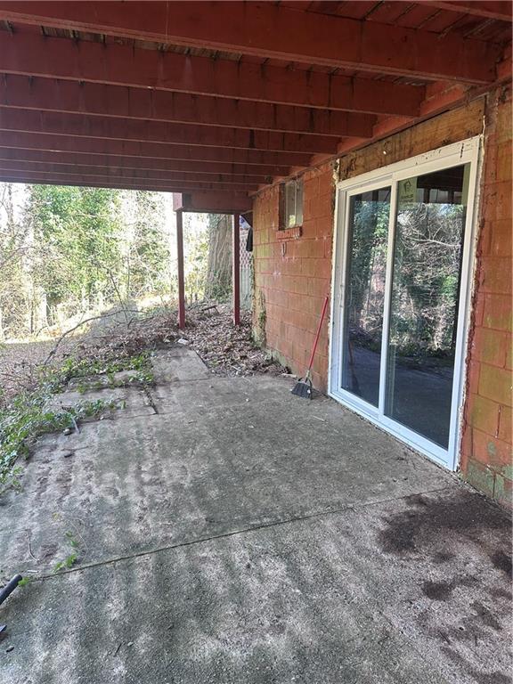 4245 Utoy Court Southwest Atlanta, GA 30331 - Photo 17 of 29