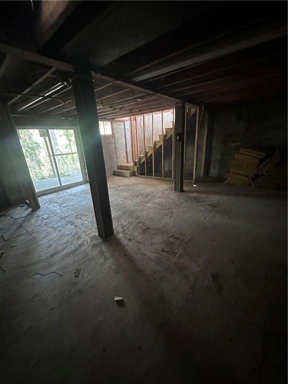 4245 Utoy Court Southwest Atlanta, GA 30331 - Photo 19 of 29