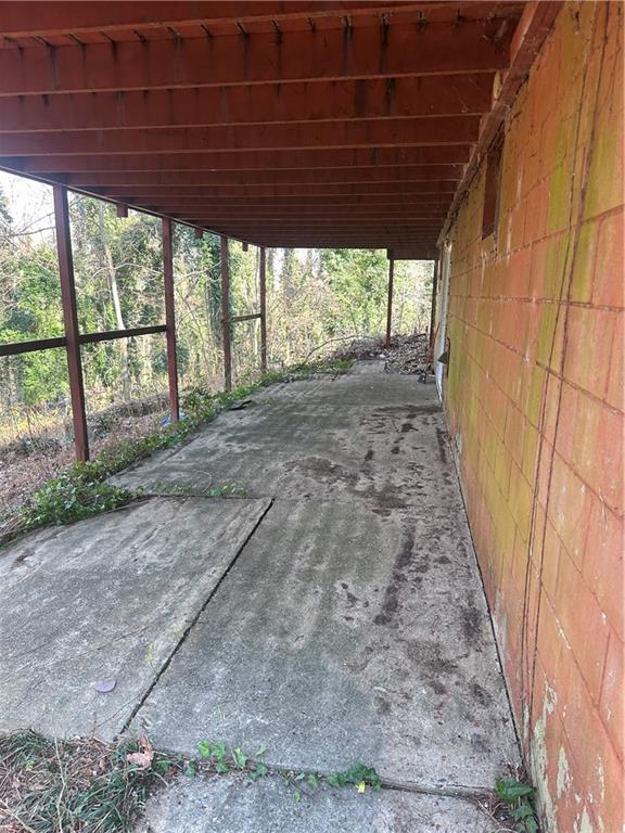 4245 Utoy Court Southwest Atlanta, GA 30331 - Photo 3 of 29