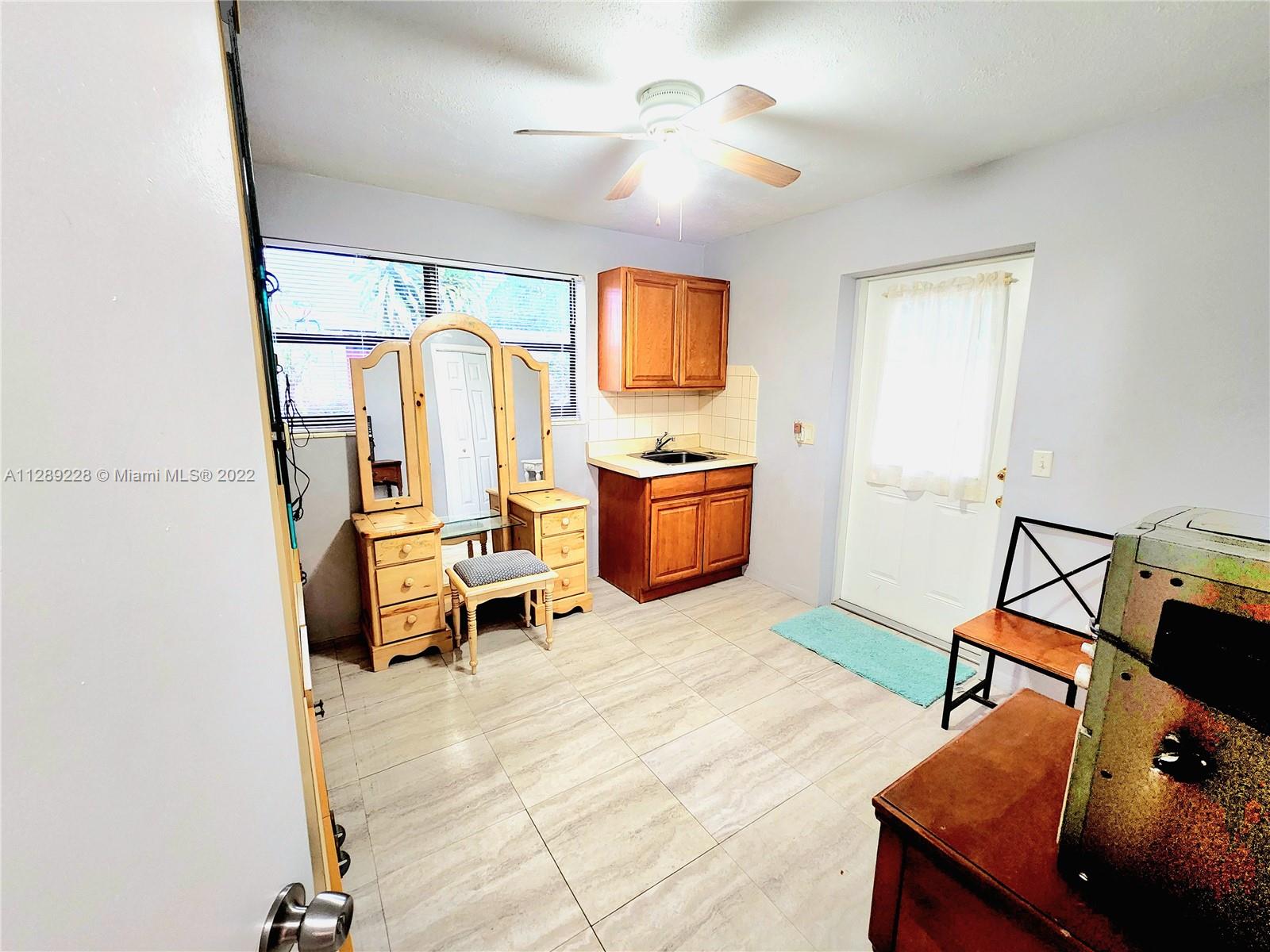 104 Thomas Road West Park, FL 33023 - Photo 19 of 24 Gallery Image 19
